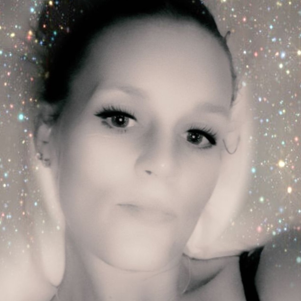 Meet your Posher, Stacy